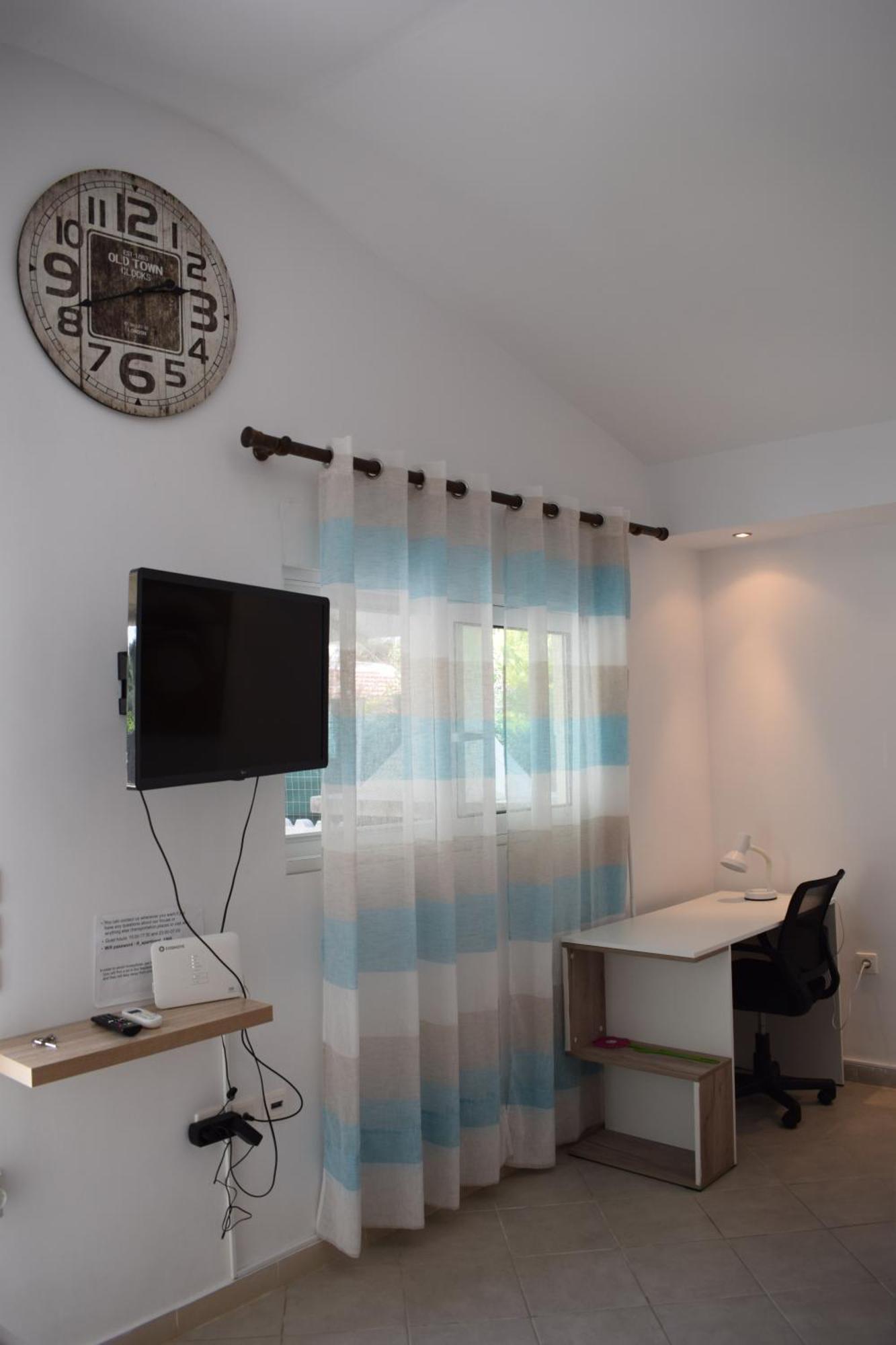 R Apartment Artemida  Dış mekan fotoğraf