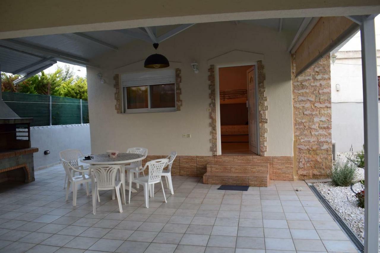 R Apartment Artemida  Dış mekan fotoğraf