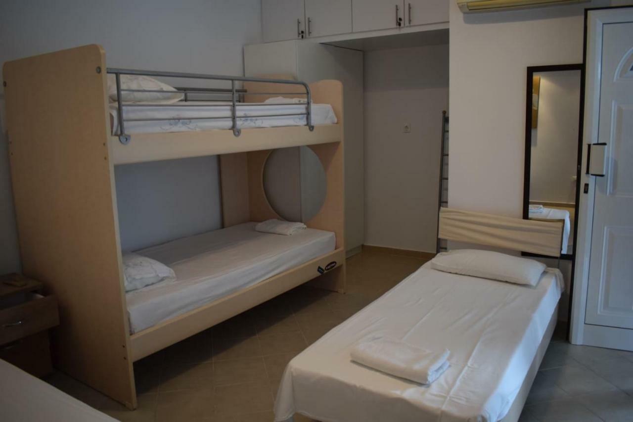 R Apartment Artemida  Dış mekan fotoğraf